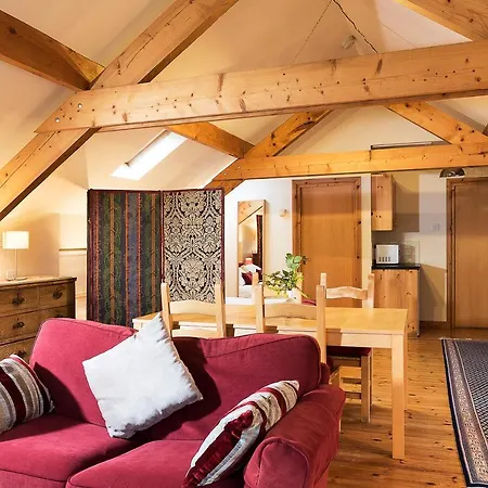 Cherryhill Lodge-3